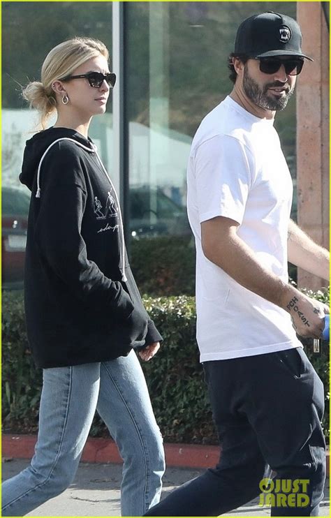 Photo Brody Jenner Steps Out With Rumored New Girlfriend 05 Photo
