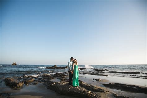 The traditional villas are built and furnished according to the local tradition and regularly renovated to meet today's standards. Little Corona Del Mar Beach Engagement Session