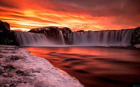 Winter sunset at Goðafoss Waterfall in Northern Iceland OC x Waterfall paintings