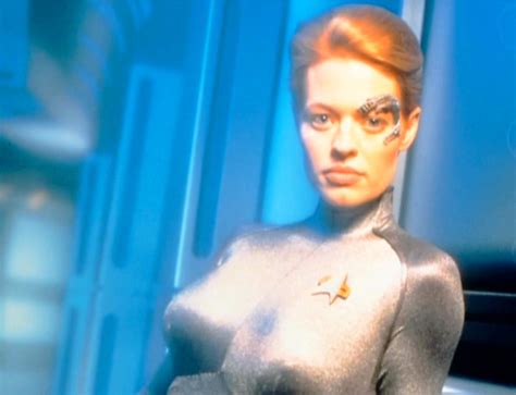 Voyager Time Capsule Seven Of Nine Jeri Ryan Image Fanpop Page