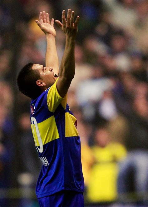 Es el lateral derecho que quiere el cuerpo técnico de boca y el consejo de fútbol. Riquelme : Boca cuando llegue a la semifinal vuelve a ser ...