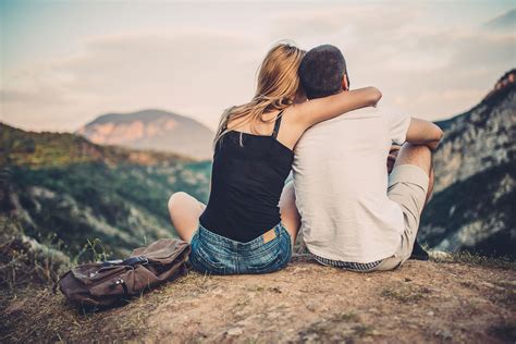 5 Rituals To Reconnect In Your Relationship