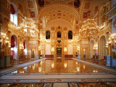 Inside the Grand Kremlin Moscow Intérieur du palais Lieu de culte