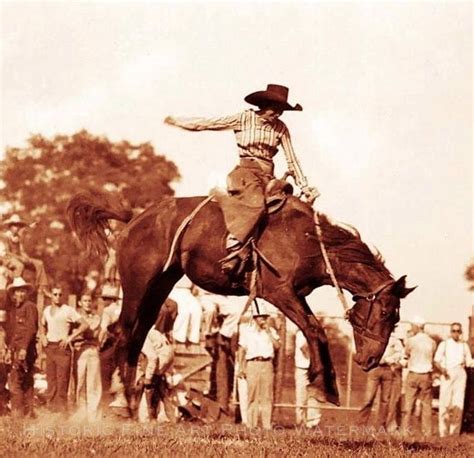 Old West Cowgirl Rodeo Legend Star Alice Greenough Riding Bronco 21051 Cowgirl Photo Vintage