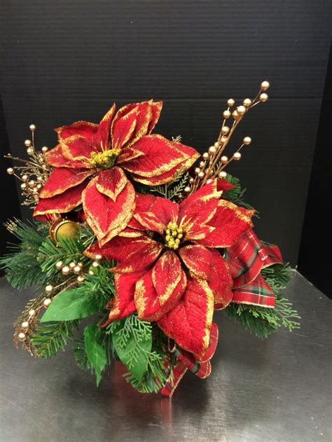 Check spelling or type a new query. 425 best Christmas flower arrangements images on Pinterest