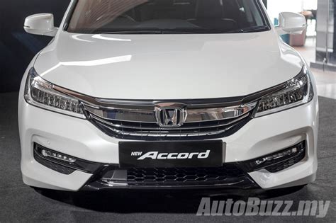 Front wheel drive 26 combined mpg (21 city/34 highway). Honda Malaysia launches the Accord 2.4 VTi-L with Honda ...
