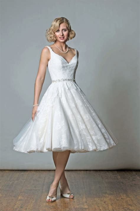 They are perfect for so many different types of weddings and at least one is included in most designers collections now. Rita Mae Victoria Sample Wedding Dress Save 30% - Stillwhite
