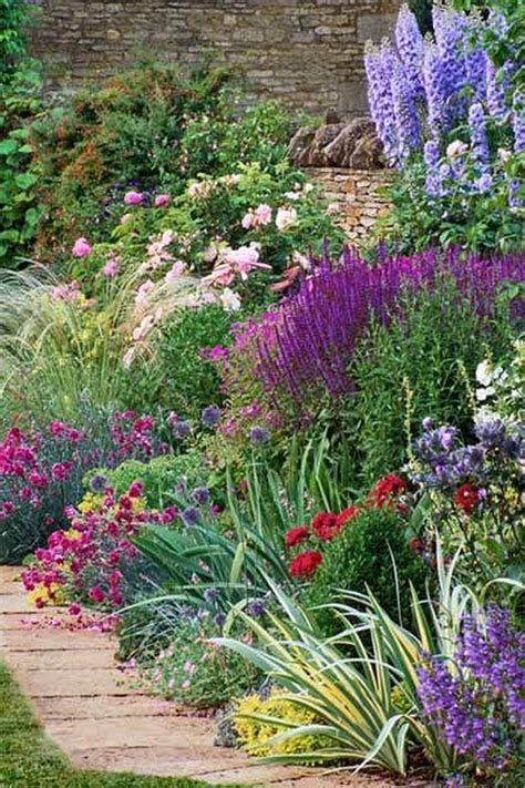 49 Best Diy Cottage Garden Ideas From Pinterest Flowers And Plants