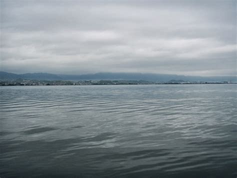 さいとうの琵琶湖ガイド＆釣り日記: 7月4日の琵琶湖 トップでポロポロのあとは雷ゴロゴロで早上がり