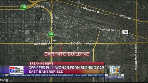 Police Officers Pull Woman From Burning Car In East Bakersfield Youtube