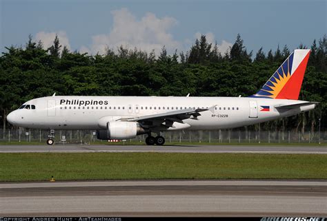Airbus A320 214 Philippine Airlines Aviation Photo 1563023