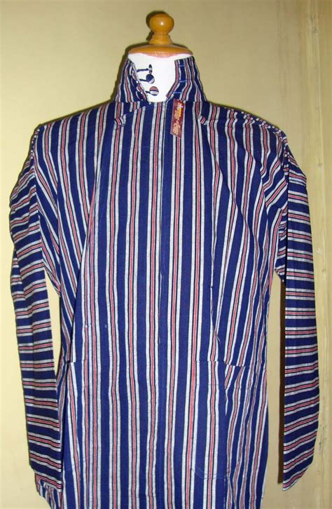 Selain pilihan panjang dan bahannya, perhatikan juga bagaimana lebar rok. Toko Batik Jogja: Surjan ( Baju Taqwa Ala Jogja )