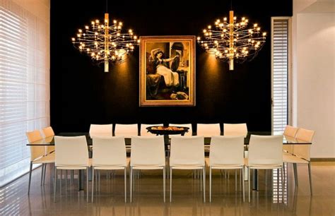 15 Refined Decorating Ideas In Glittering Black And Gold Decoist