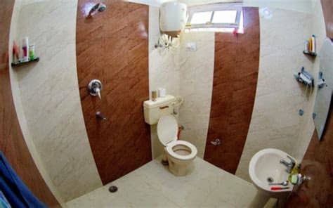 1 pemanas dipakai 2 kamar mandi, satu water heater dipakai dua kamar mandi. Berbagai Macam Jenis Alat Pemanas Air Kamar Mandi | Rumah ...