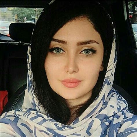 Pin By Yipdeer™ On Photos Of Girls Hijab Iranian Beauty Iranian