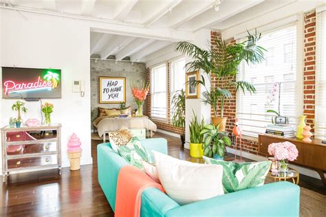 A Vibrant Urban Jungle Paradise In Downtown La Gravity Home Home Colorful Apartment