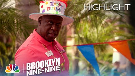 Christian eriksen inter 2021 : Brooklyn Nine-Nine - Captain Holt's Birthday Rap and Dance (Episode Highlight) - YouTube