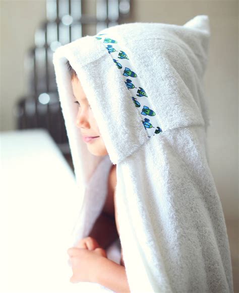 Boys Hooded Towel By Hooded Owls