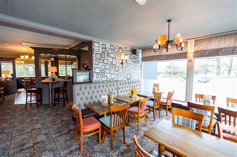 The Moat House Pub Reopens After Refurbishment