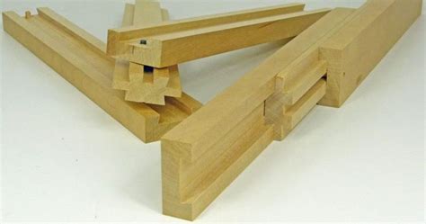 Pin By Matthias Möbs On Möbel And Holzprojekte Wood Joints Wooden