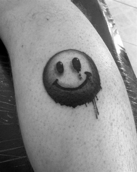 30 Emoji Tattoo Designs Für Männer Emoticon Ink Ideas Mann Stil