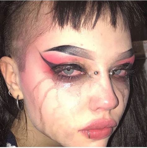 ̗̀ Siga → Porralizando Aesthetic Makeup Grunge Makeup Goth
