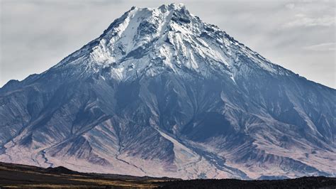 Extinct Volcano Has Woken Up And Scientists Say It Could Erupt ‘at Any