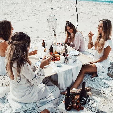 ️back Home To Winter ️ So Its Time For Cosy Picnics In The Sunshine With My Girls💫📷 Melcarrero