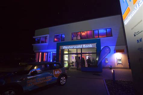 Meine garage in premnitz, brandenburg. Eröffnung der neuen Westerwald Bank in Dierdorf | NR-Kurier.de