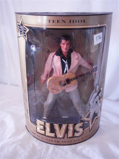 Teen Idol Elvis Le Doll Wth Coa