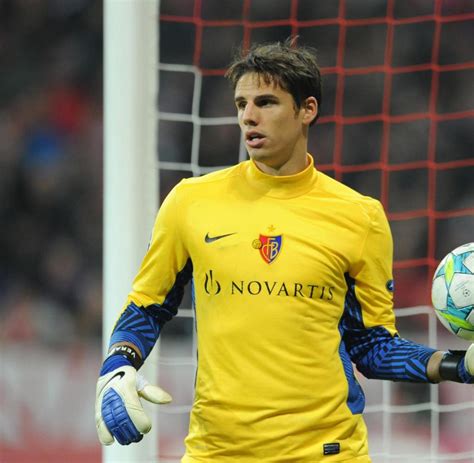 However, yann became famous after joining the german side borussia monchengladbach in 2014. Neuer Torwart: Gladbach holt einen Schweizer für ter ...