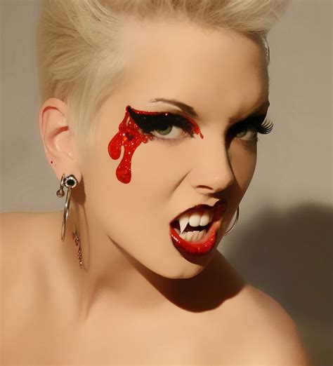 Halloween Vampire Makeup Ideas Tips And Instructions
