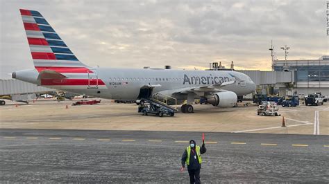 American Airlines Cancels More Than 1500 Flights Cnn Video