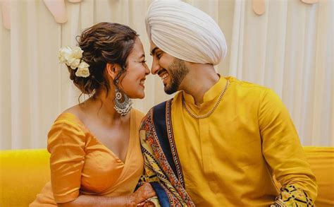 did you know neha kakkar and rohanpreet singh fell in love at first sight read their fairytale