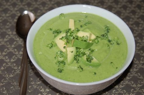 Sup ayam kentang, wartel, dan brokoli. Sup Brokoli | VEGANTISME