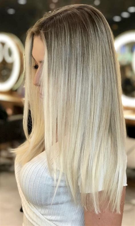 Gorgeous Butter Blonde Hair Color Ideas To Choose From Your Classy Look