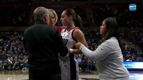 paige bueckers azzi fudd watch as nika muhl takes elbow and knee to head uconn huskies youtube