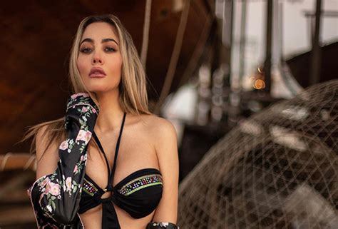 Paola Saulino Spopola Nel Web Con Il “mettilo Dentro” Lato Sexy Del Fantacalcio Mediatime Network
