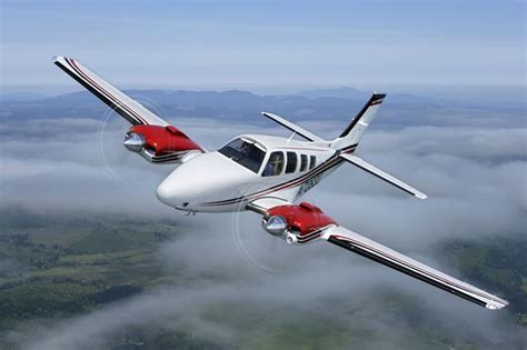 Learn To Fly Own A Small Twin Engine Plane Beechcraft Baron Air