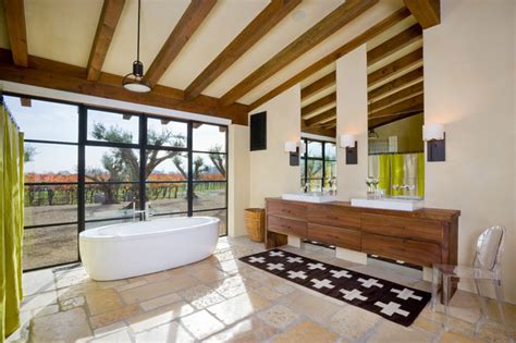 15 Luxury Mediterranean Bathroom Designs