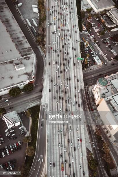 Los Angeles Traffic Jam Photos And Premium High Res Pictures Getty Images