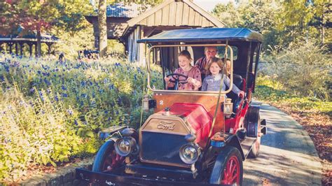 Click to see the original lyrics. Familieweekend weg? Kom naar de Efteling in Kaatsheuvel