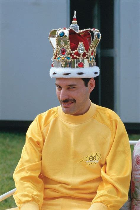Freddie mercury/queen fanpage on instagram: Freddie Mercury: Hier wurde seine letzte Ruhestätte ...