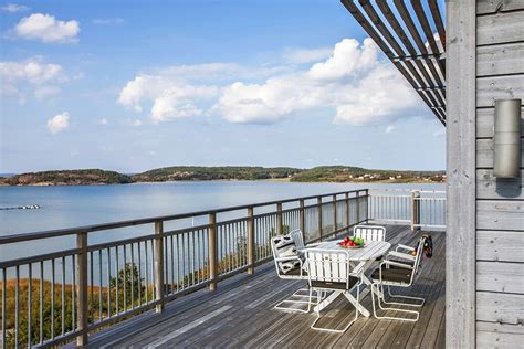 Scandinavian House With A Splendid View Of The Sea