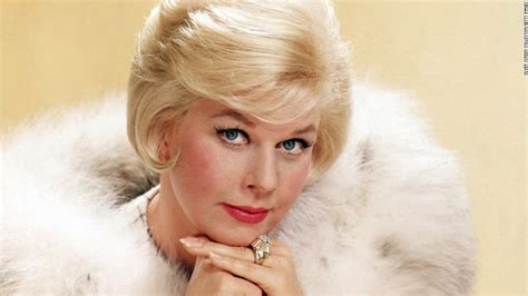 Doris Day Americas Box Office Sweetheart Of The 50s And 60s Is Dead At 97 Cnn
