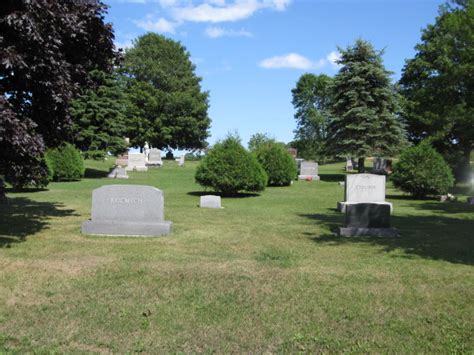 Forest Hill Cemetery In Kewaunee Wisconsin Find A Grave Cemetery