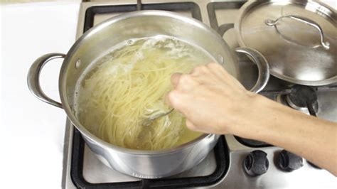 How To Cook Pasta Step By Step With Pictures