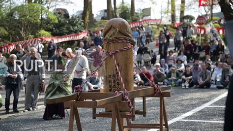 Japan Gigantic Penis Brings Supposed Fertility To Konsei Festival