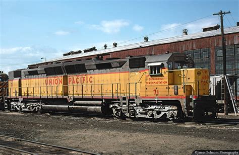 Berikut adalah detail perubahan yang harus diadopsi. Dependable Transportation | Union Pacific DD35A No. 71 ...