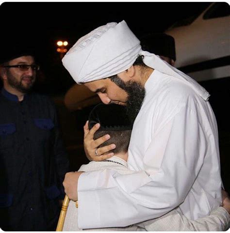 Walisongo mudah masuk indonesia karena memiliki adab kemanusiaan. HABIB ALI AL-JUFRI | Orang, Agama